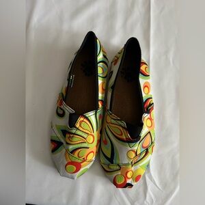 Dawgs ladies colourful loafer size 7